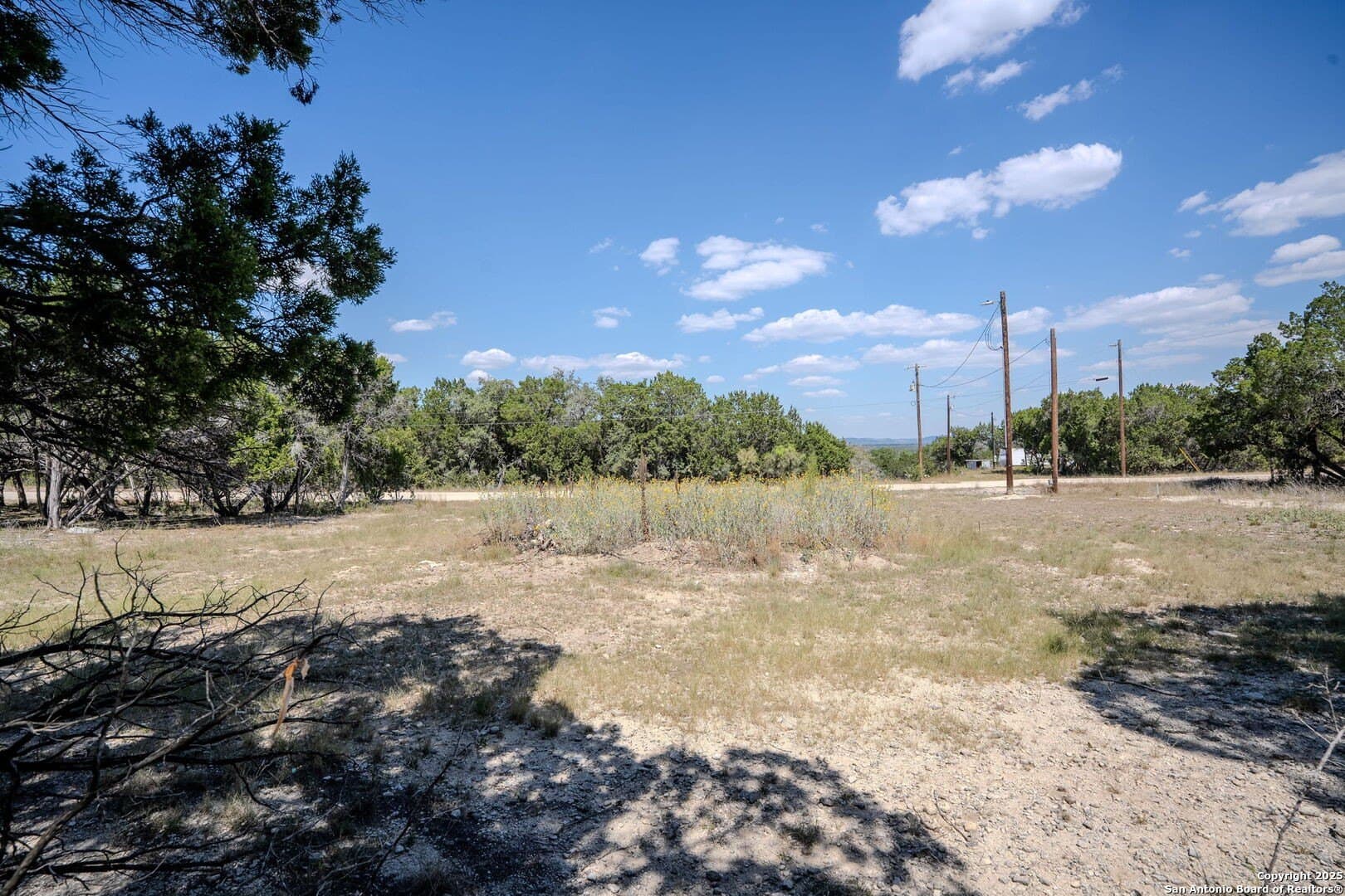0.23 acres in Bandera County gallery image 3