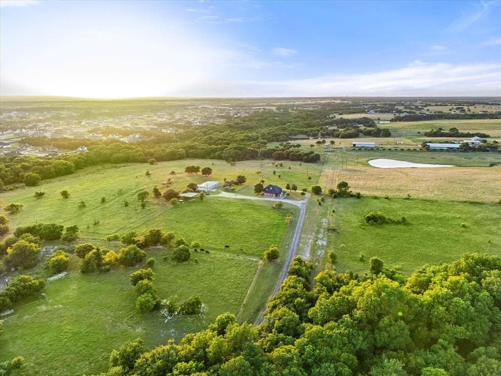 37.93 acres in Ellis County