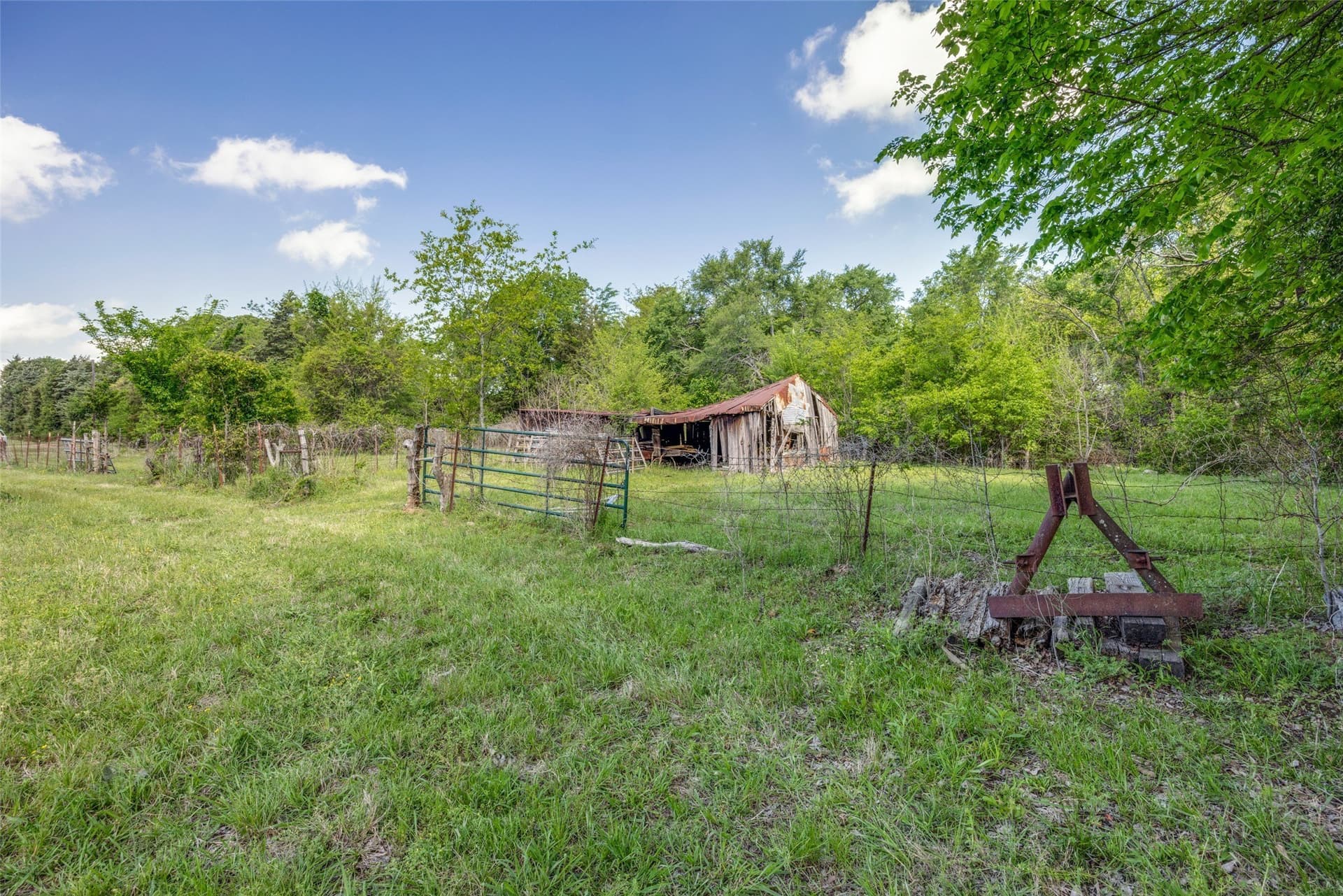106.96 acres in Hopkins County - photo 14