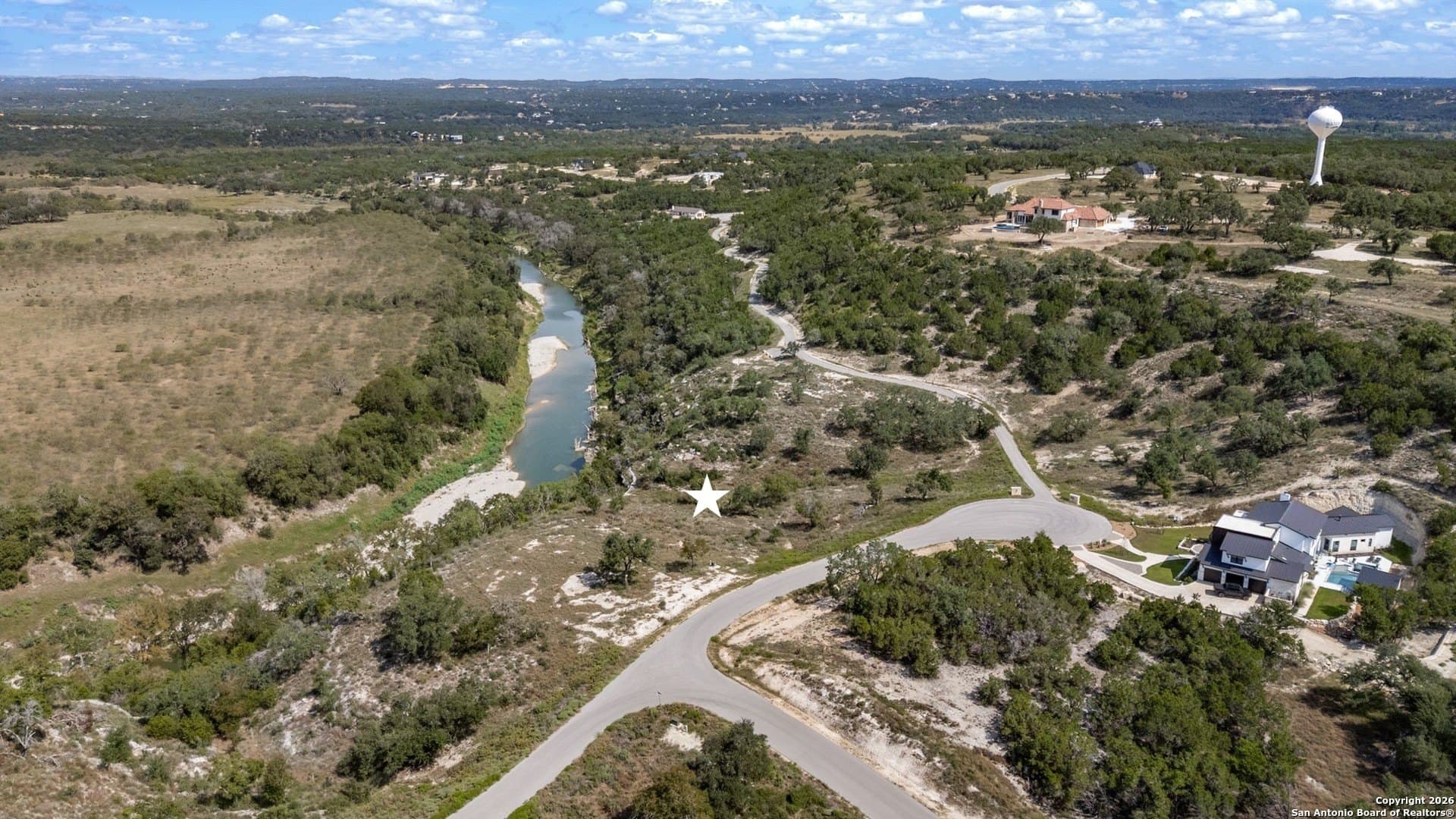 1.21 acres in Comal County gallery image 2