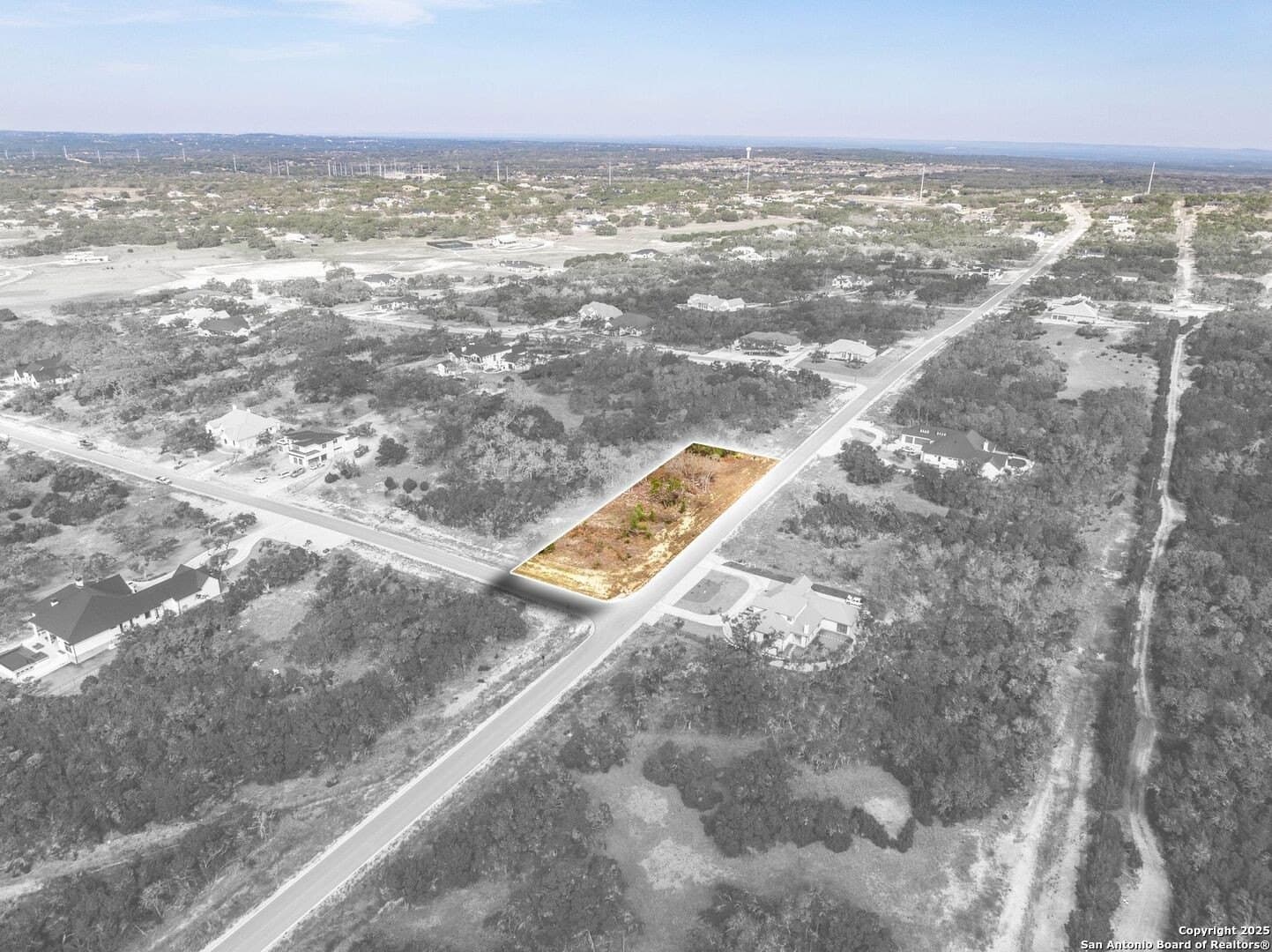 1.01 acres in Comal County - photo 2