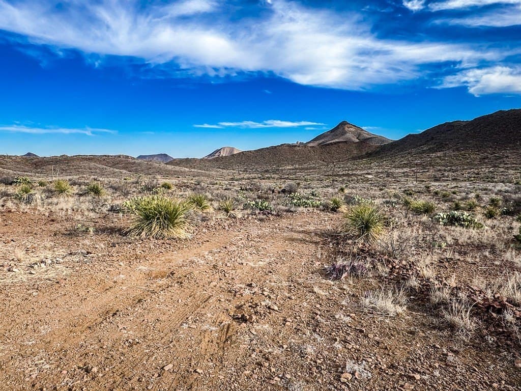 10.07 acres in Brewster County - photo 2