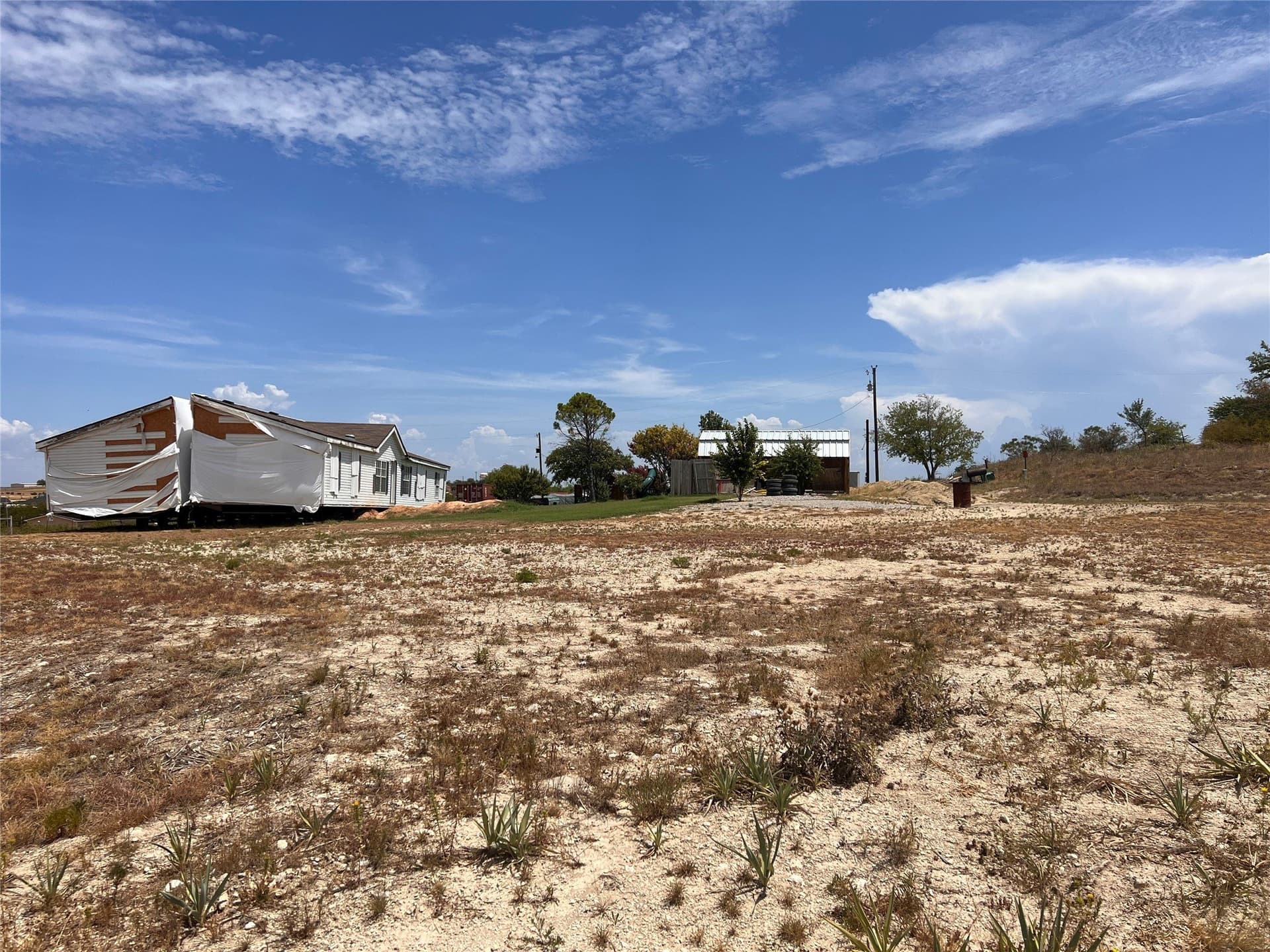 1.25 acres in Parker County - photo 4