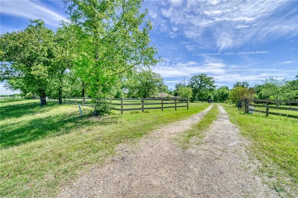 13.64 acres in Madison County