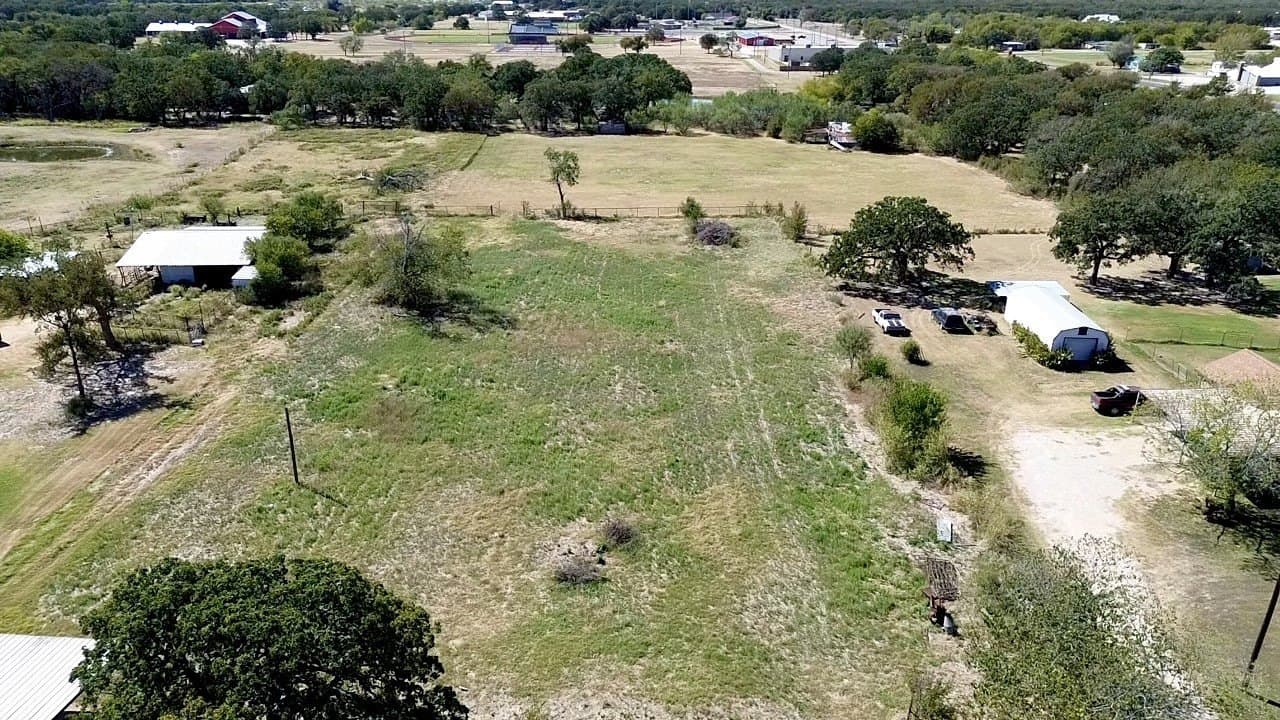 4.29 acres in McLennan County - photo 7