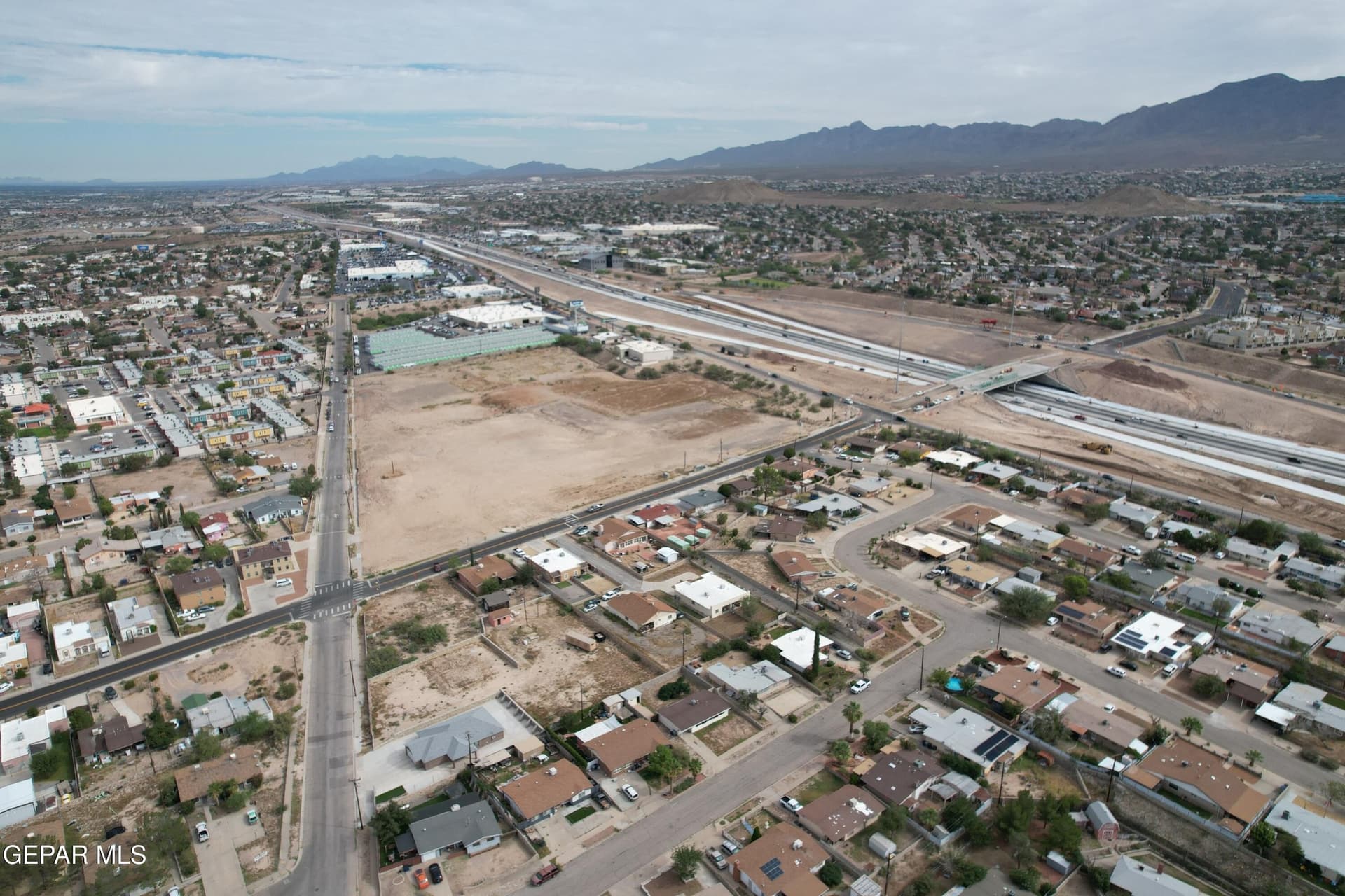 1.2 acres in El Paso County gallery image 4