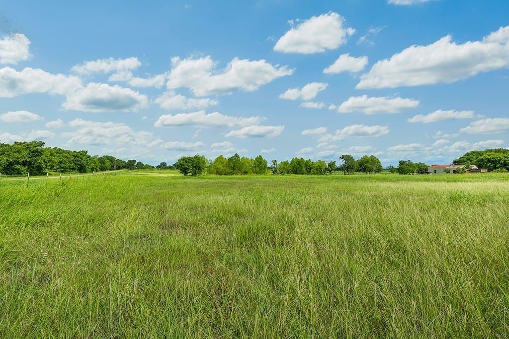 15 acres in Fayette County gallery image 4