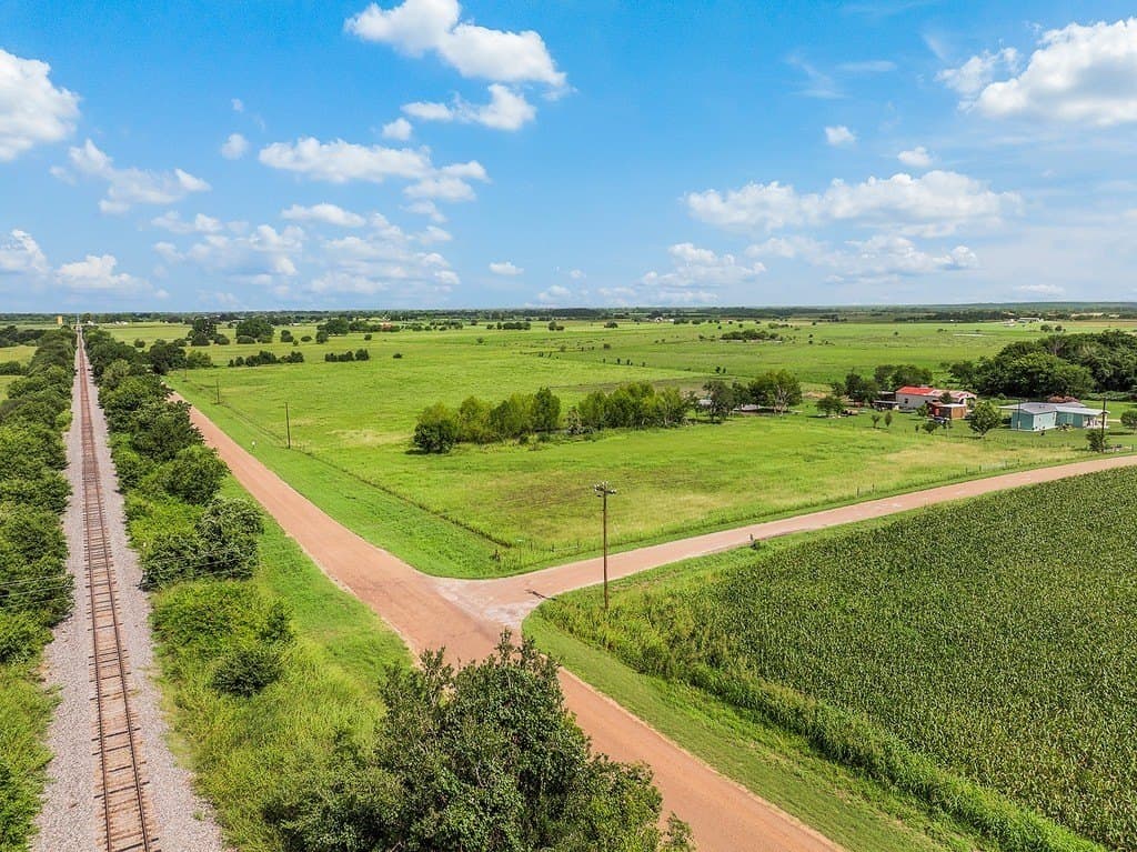 15 acres in Fayette County featured view