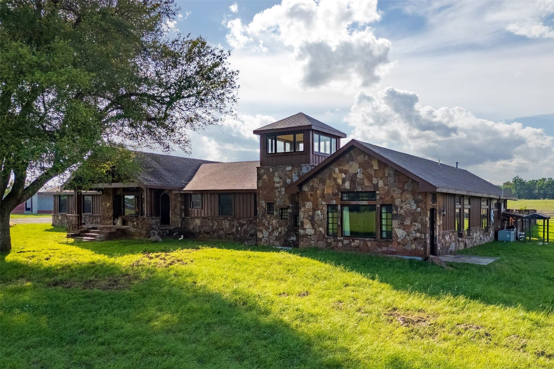 115.72 acres in Anderson County gallery image 2