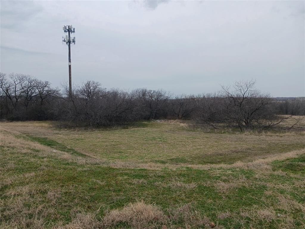 1.4 acres in Tarrant County