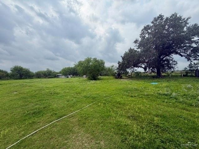 1.55 acres in Hidalgo County - photo 7