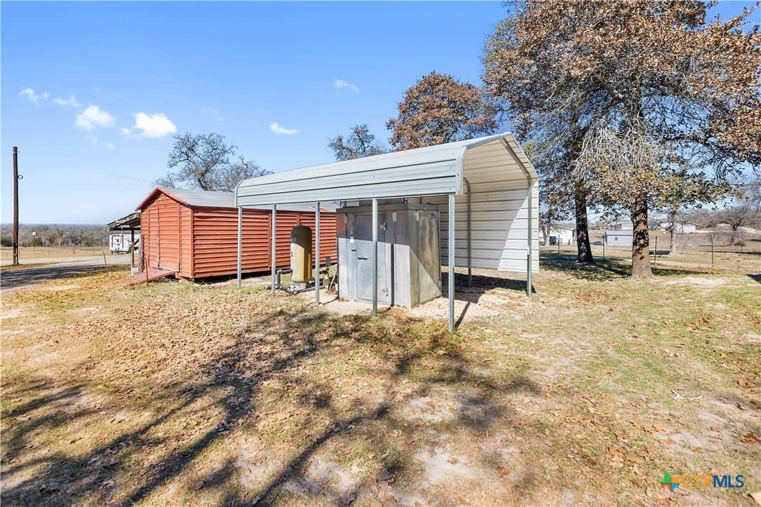 12.81 acres in Guadalupe County - photo 6