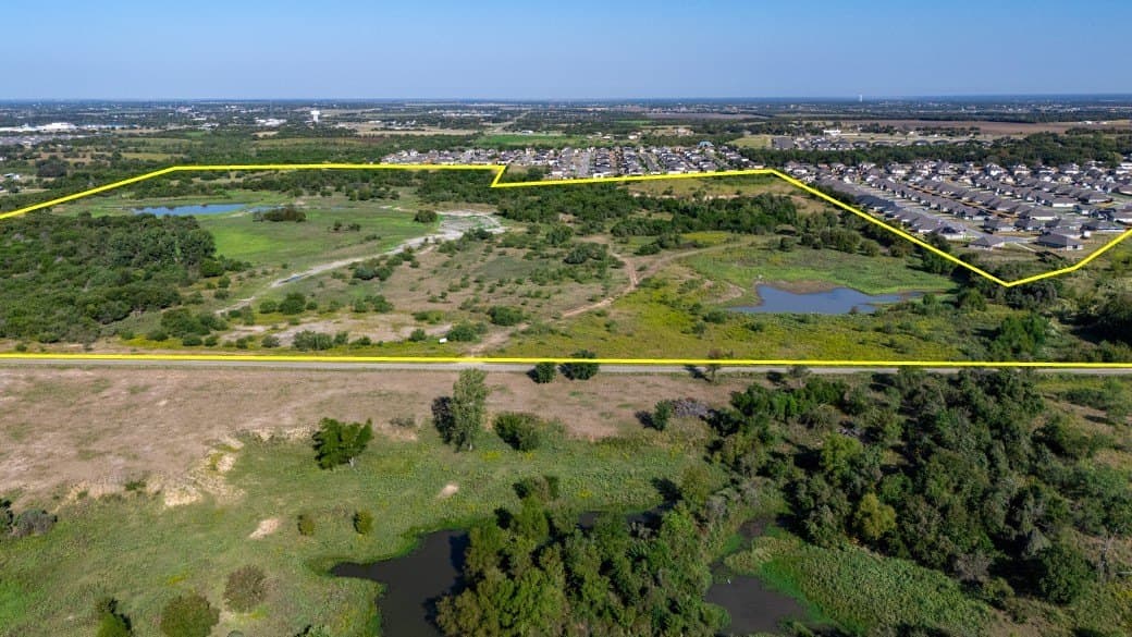 87.05 acres in McLennan County - photo 8