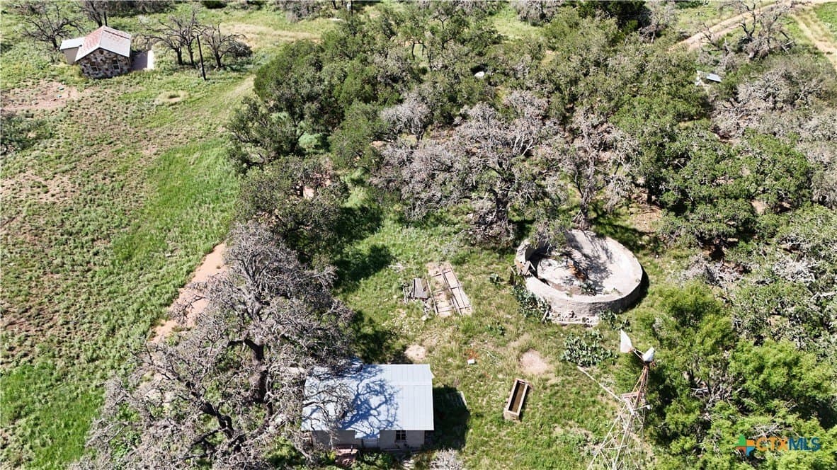 28.24 acres in Gillespie County gallery image 4