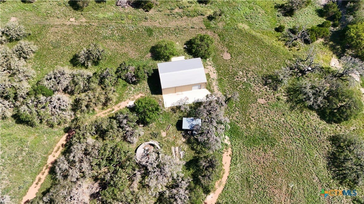 28.24 acres in Gillespie County - photo 8