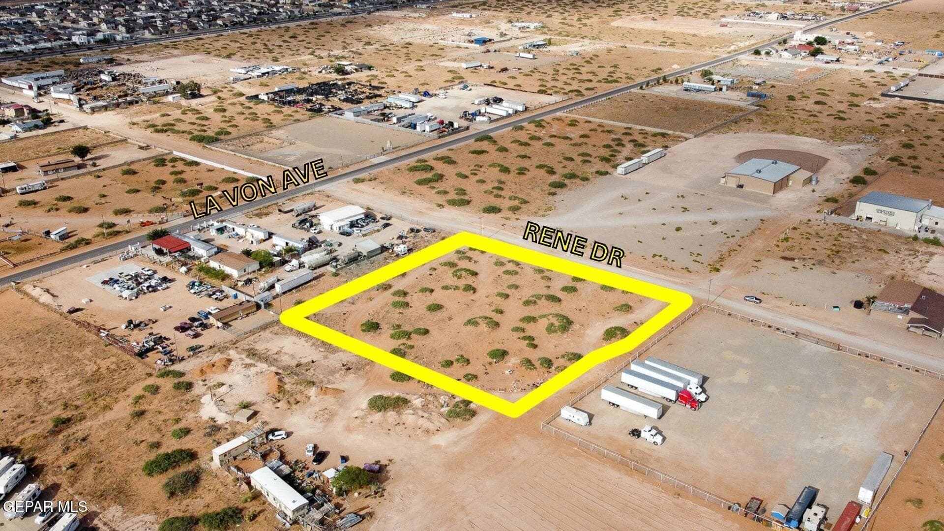 2 acres in El Paso County gallery image 2