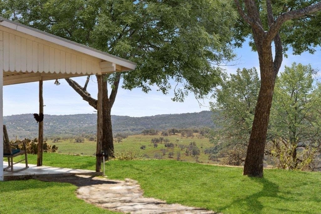 10 acres in Gillespie County - photo 9