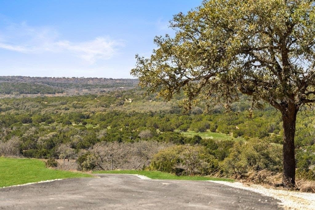 10 acres in Gillespie County - photo 31