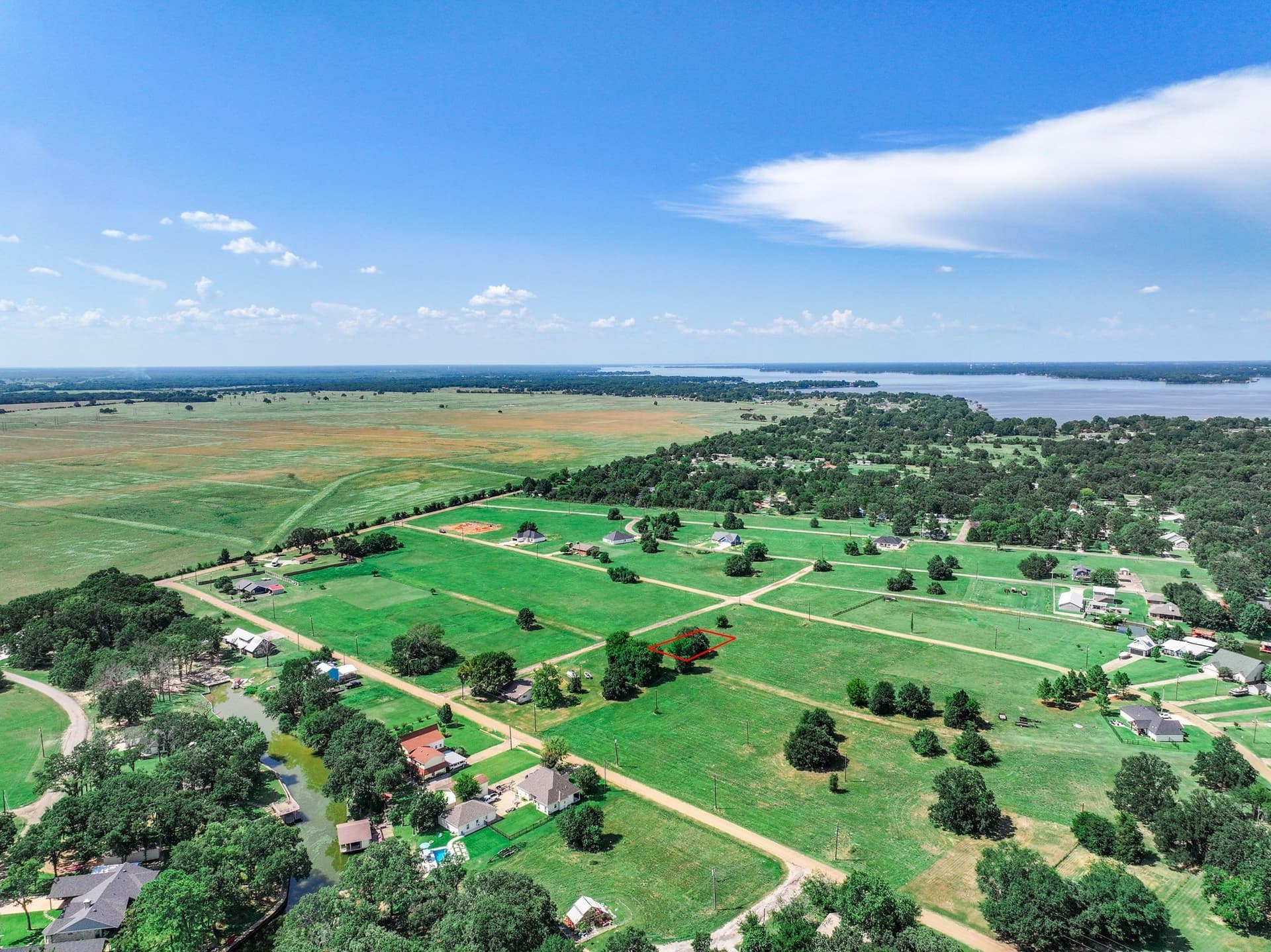 0.2 acres in Henderson County - photo 9