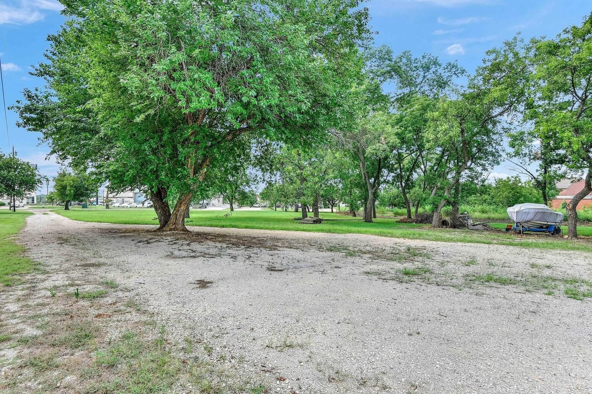 2.33 acres in Grayson County gallery image 4