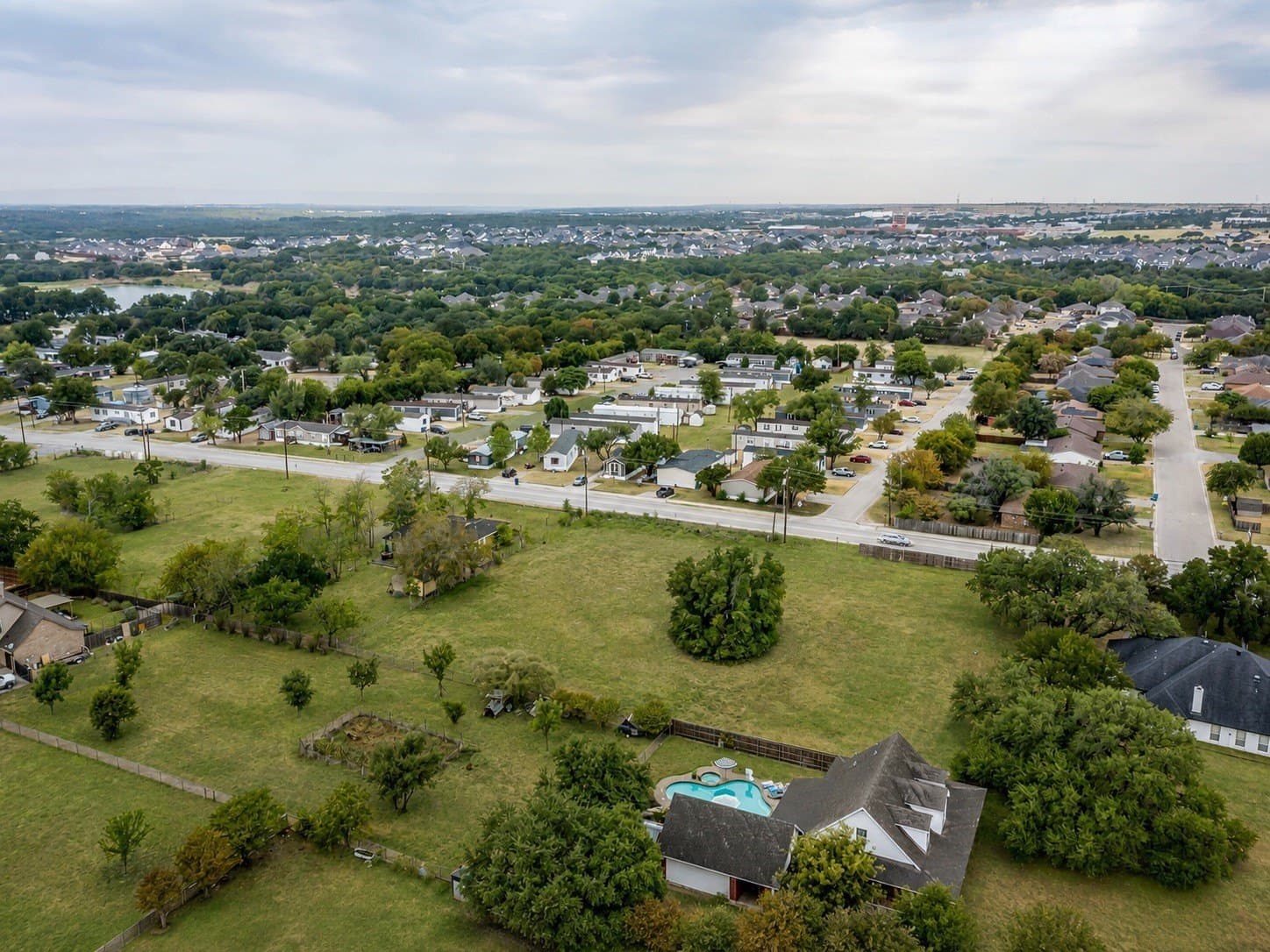 0.8 acres in Parker County - photo 4