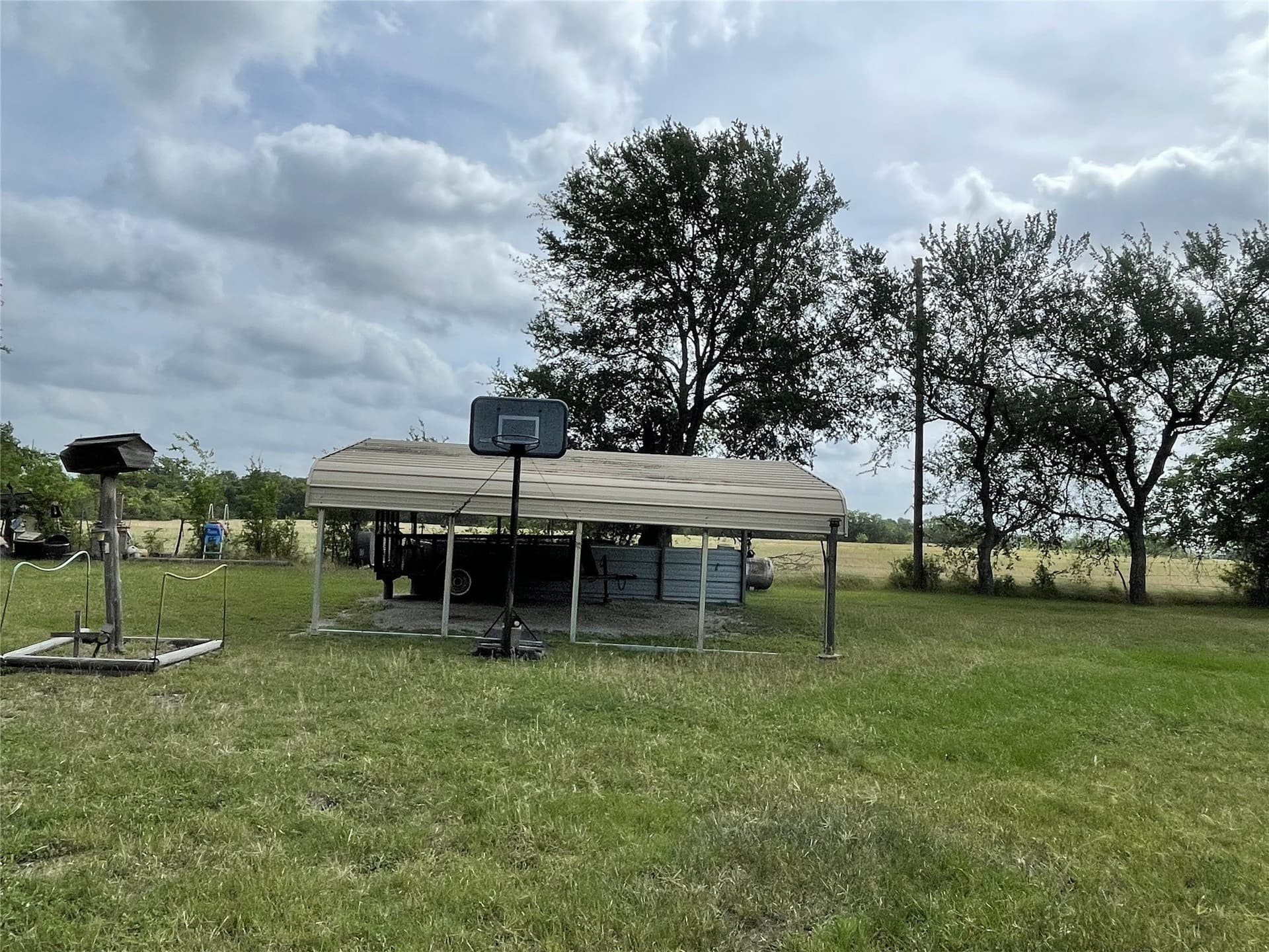 19.84 acres in Navarro County - photo 18