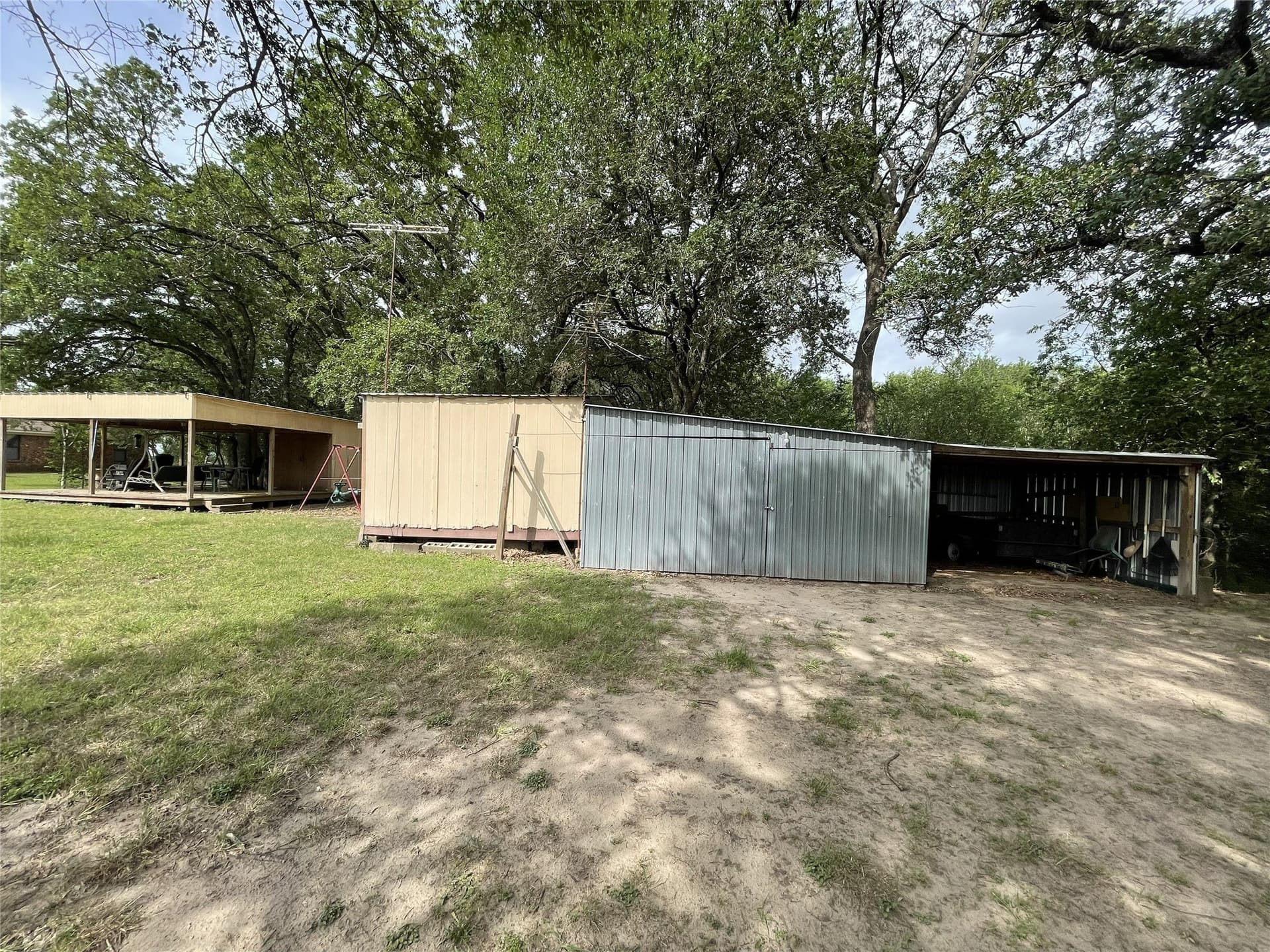 19.84 acres in Navarro County - photo 14