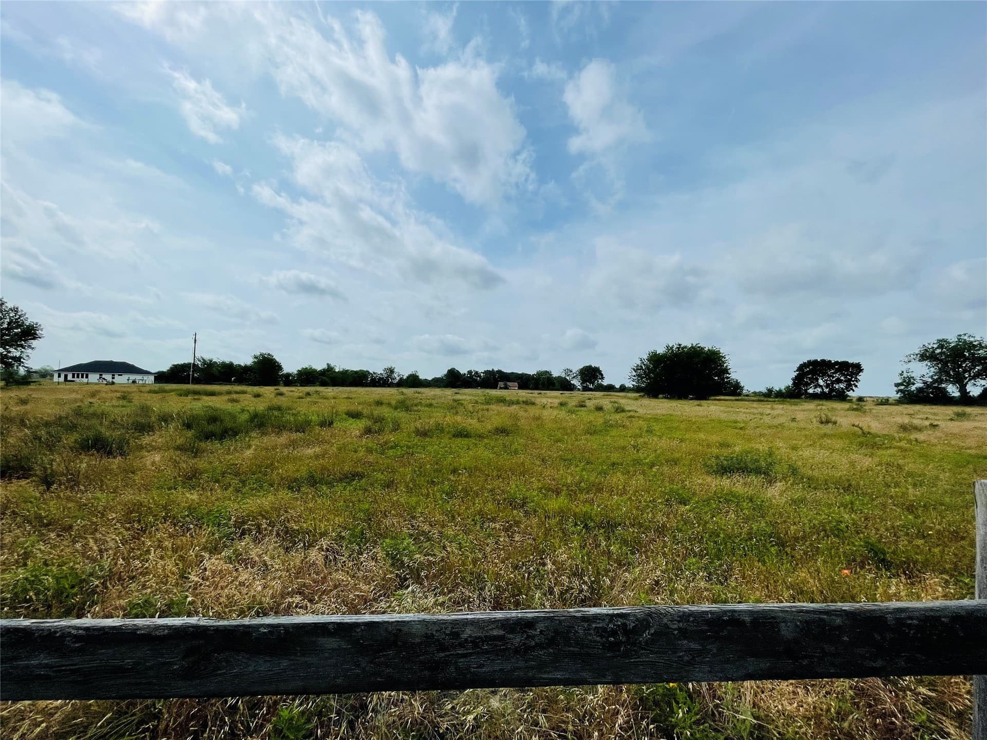 19.84 acres in Navarro County - photo 9