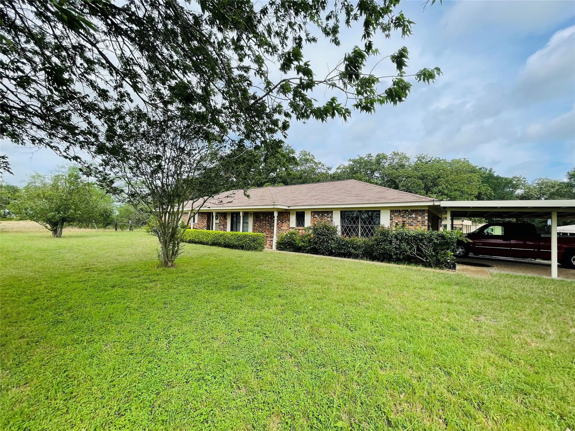 19.84 acres in Navarro County - photo 3