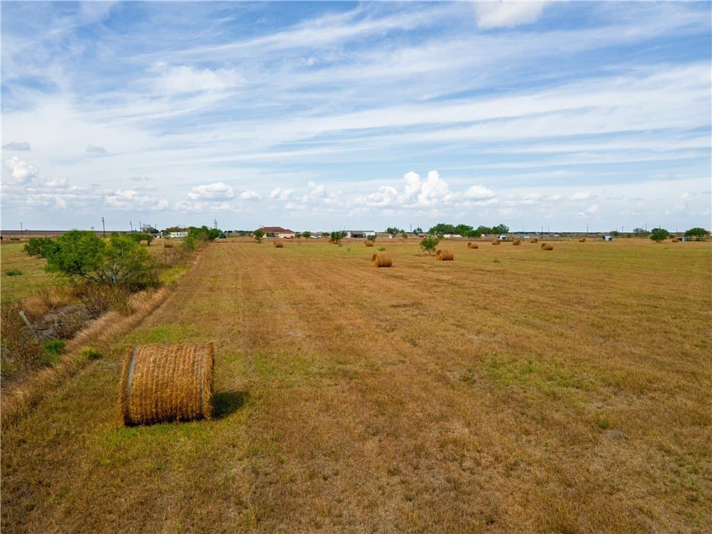 13.03 acres in San Patricio County - photo 32