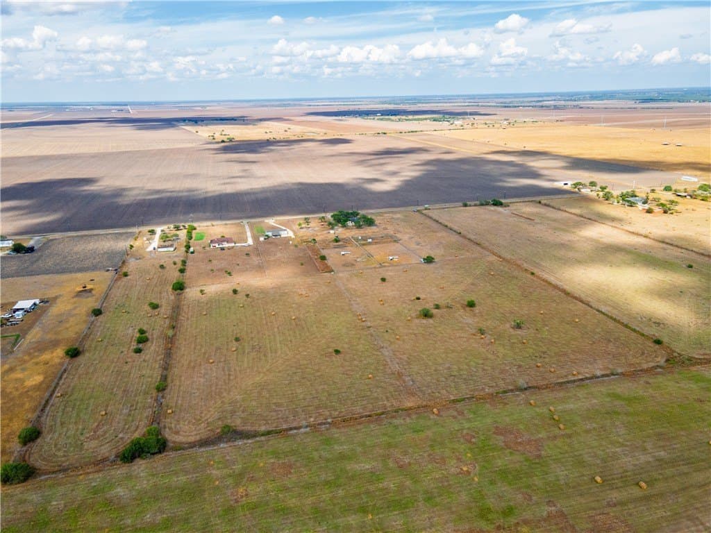 13.03 acres in San Patricio County - photo 16