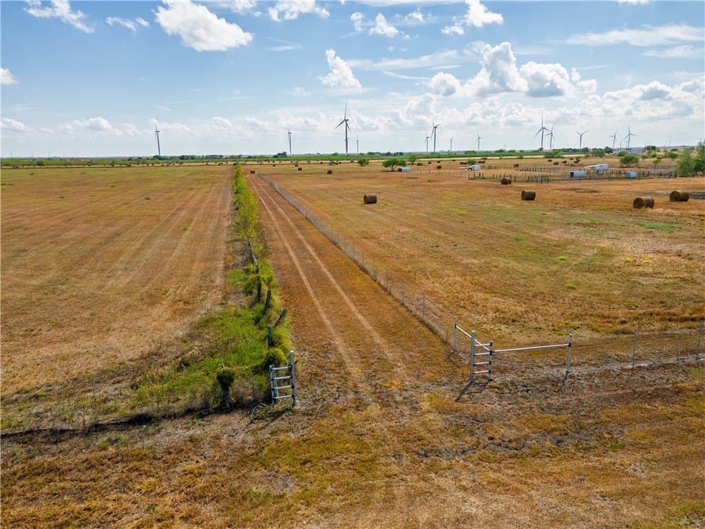 13.03 acres in San Patricio County - photo 10