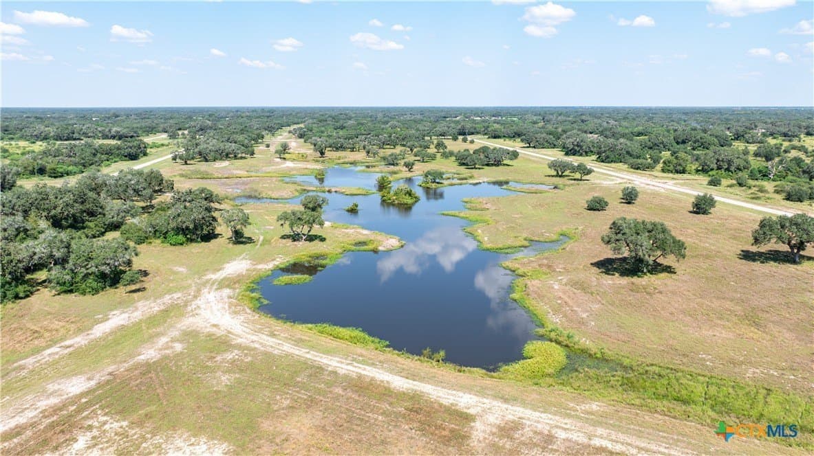 6.61 acres in Victoria County - photo 9