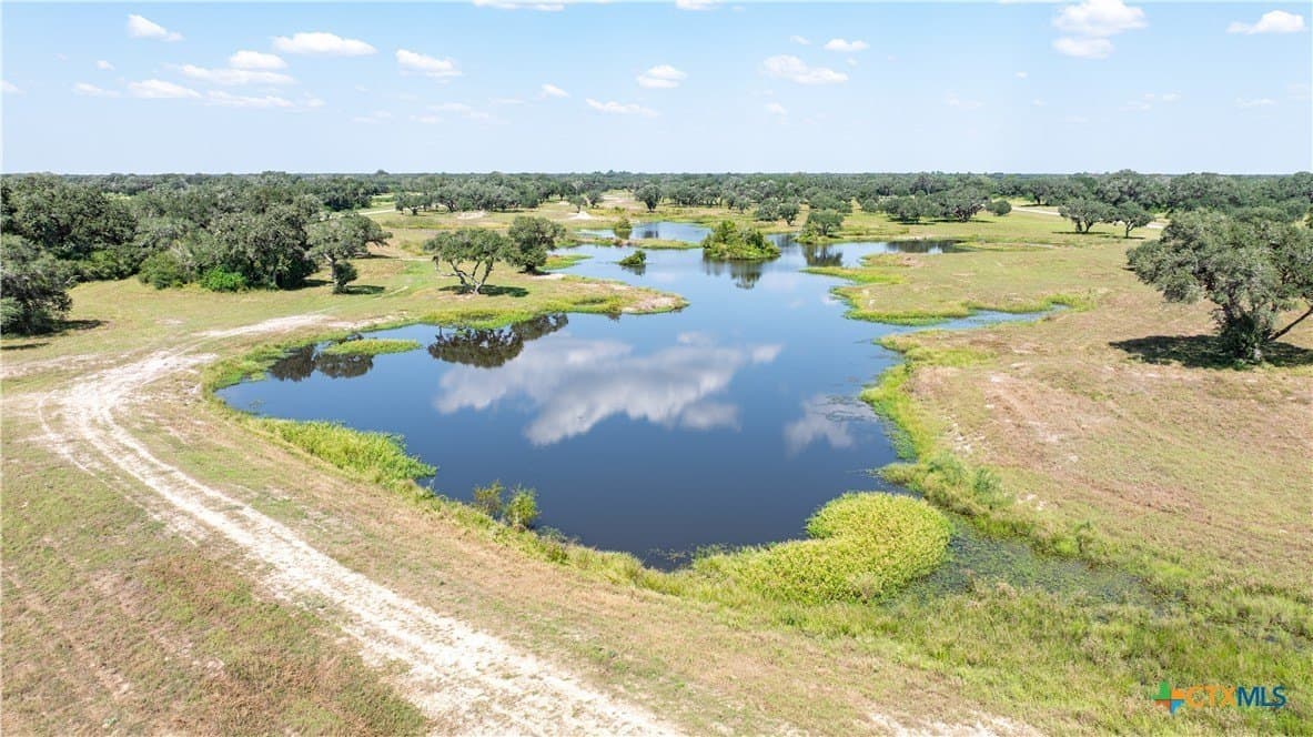 6.61 acres in Victoria County - photo 14
