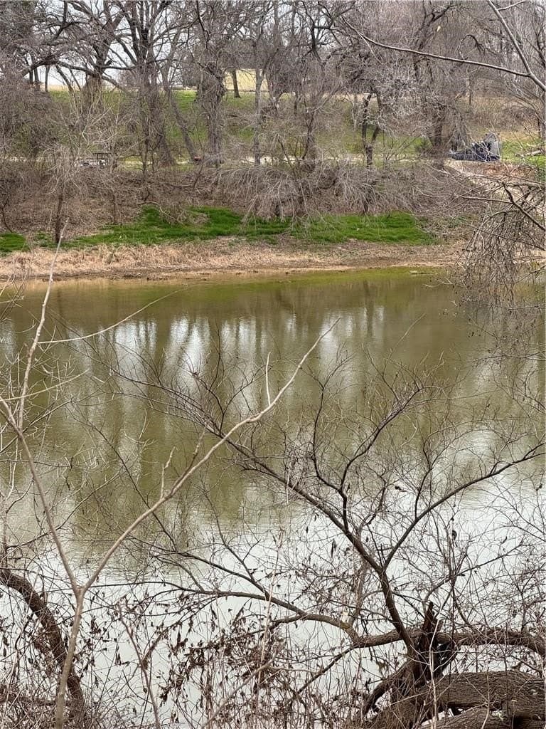 1.87 acres in McLennan County - photo 5