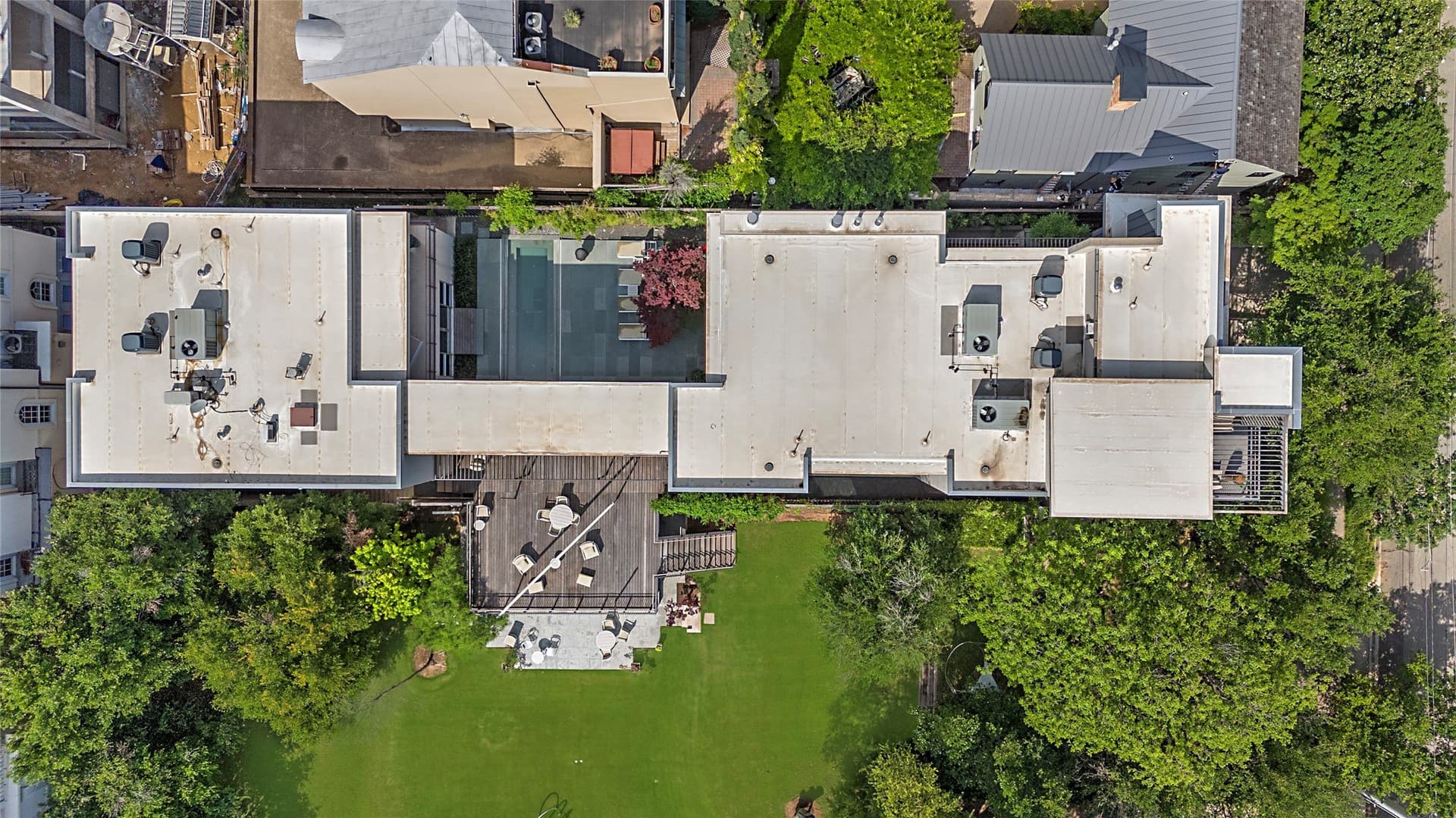 0.9 acres in Dallas County featured view