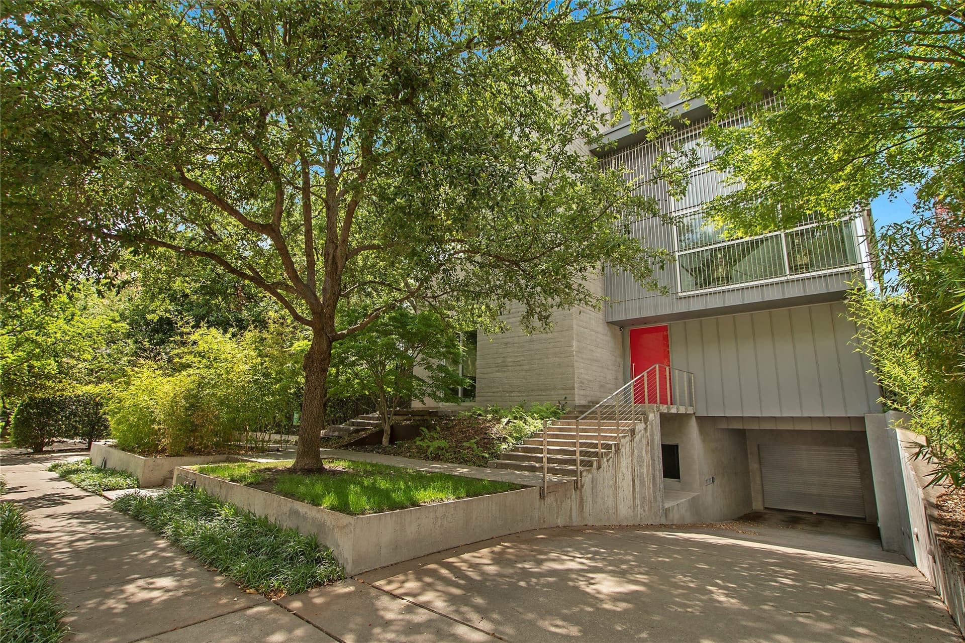 0.9 acres in Dallas County - photo 32