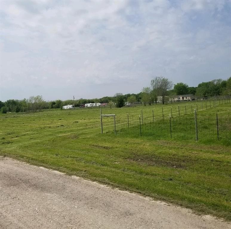 2.29 acres in Hunt County gallery image 2