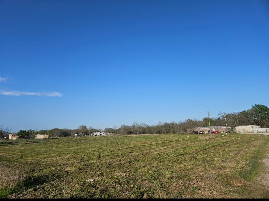 2.29 acres in Hunt County gallery image 4