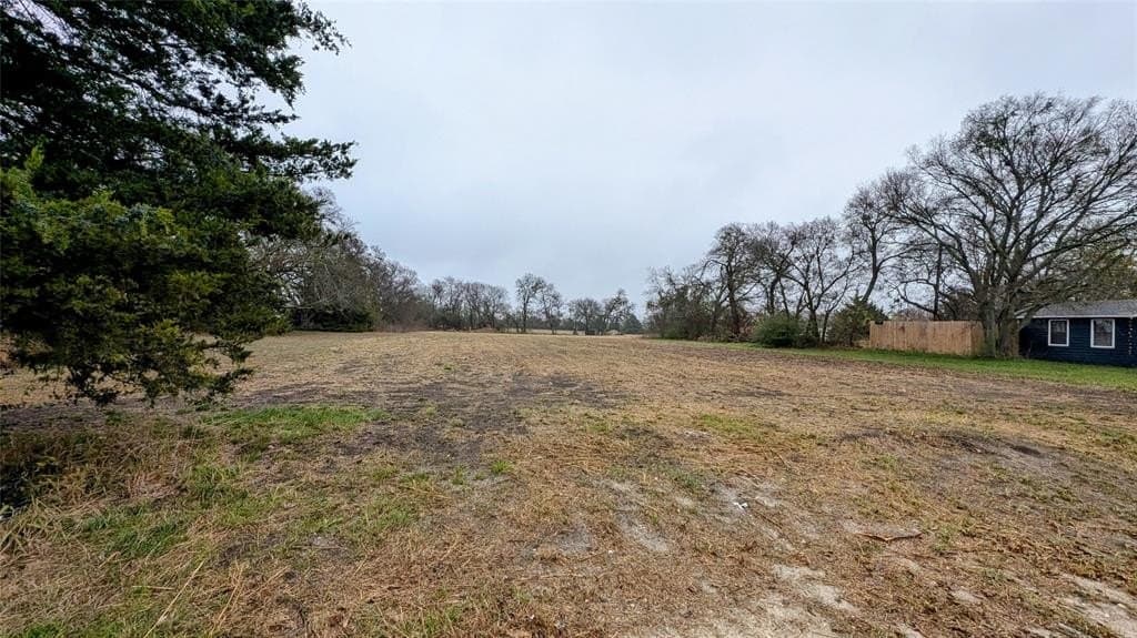 2.08 acres in Grayson County featured view