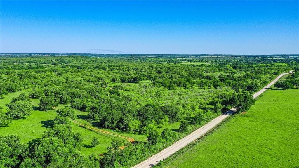 41.5 acres in Clay County