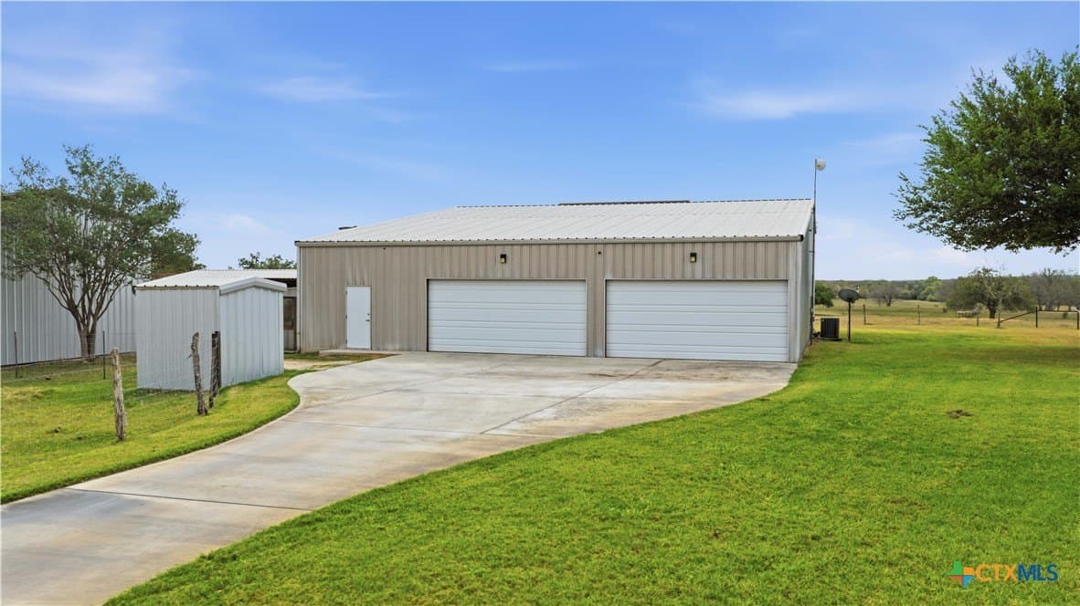 155 acres in Guadalupe County - photo 43