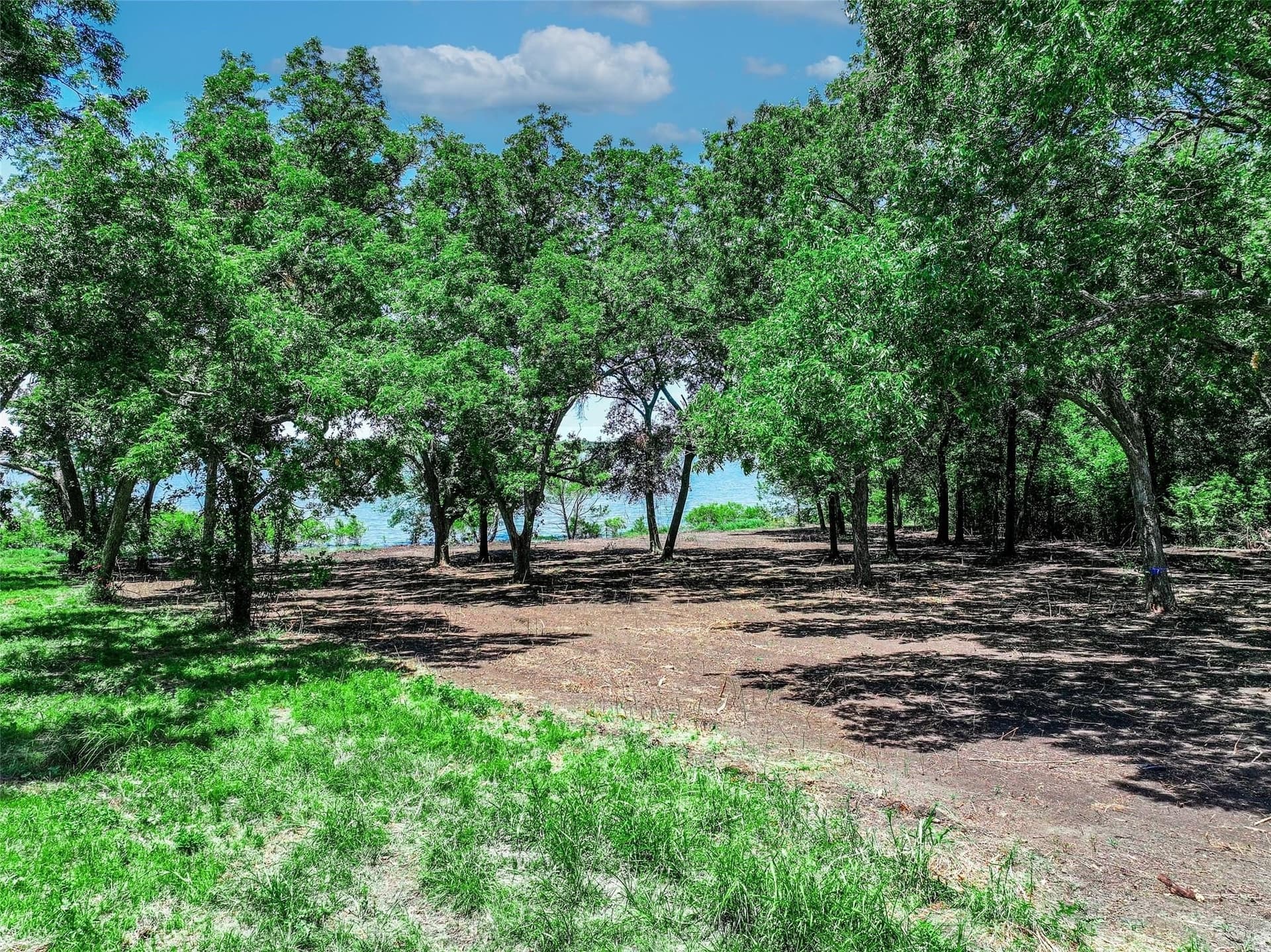 1.23 acres in Hunt County