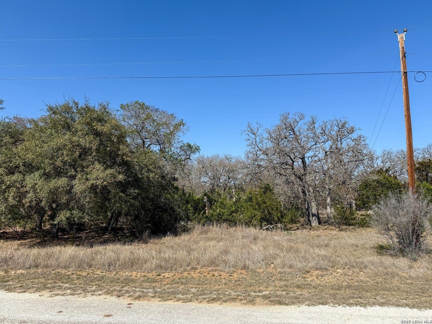 0.51 acres in Bandera County - photo 6