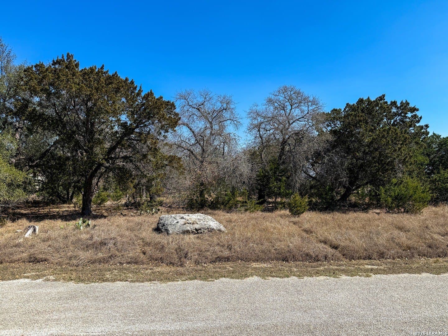 0.51 acres in Bandera County - photo 11