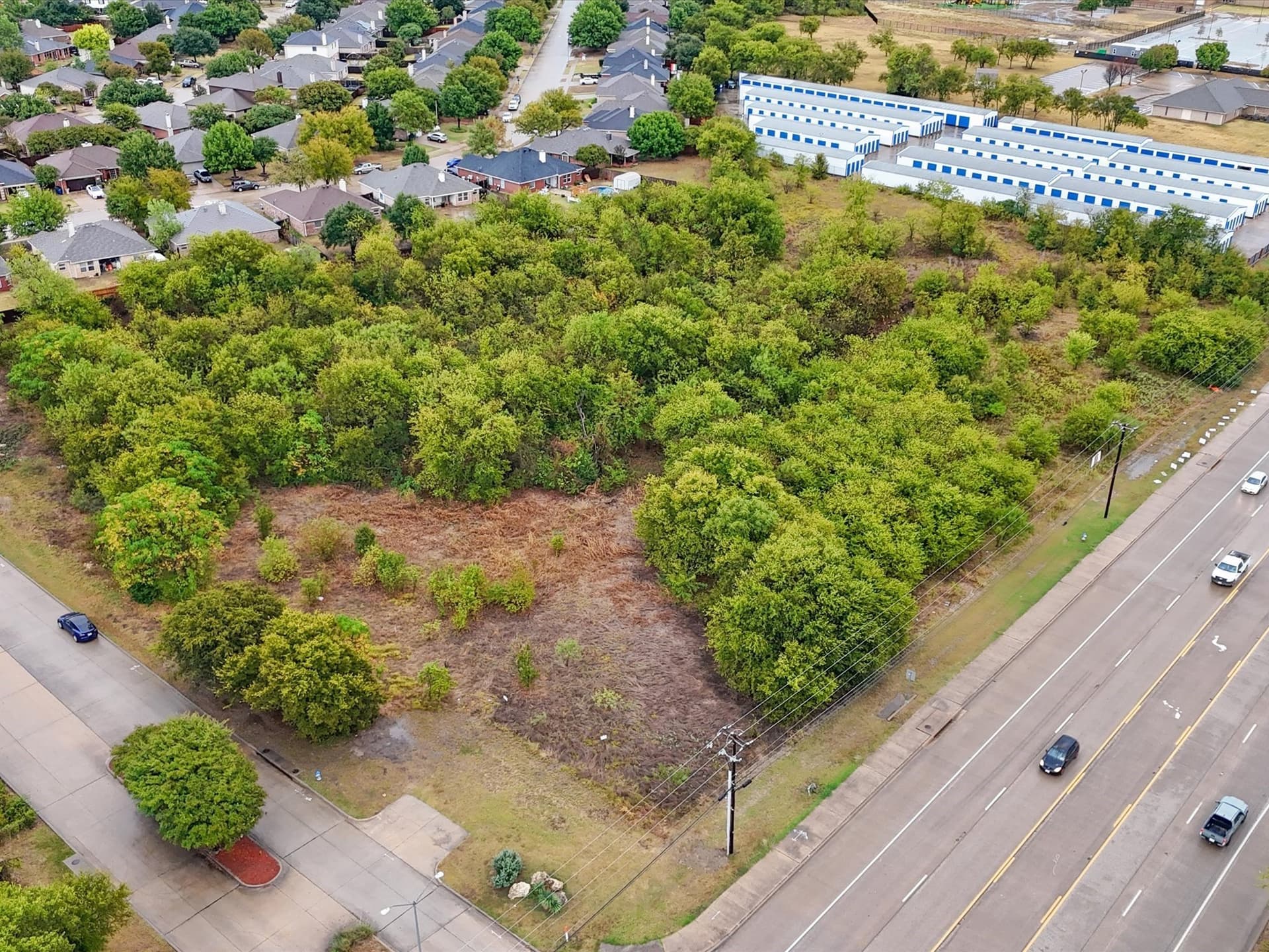 1.87 acres in Tarrant County gallery image 2