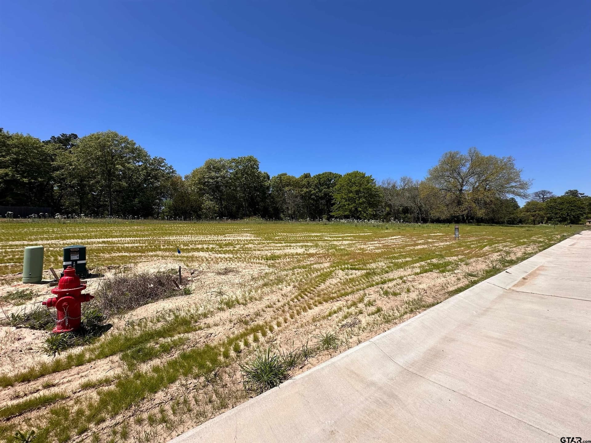 0.5 acres in Smith County gallery image 3