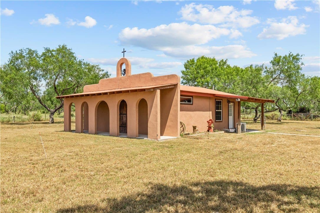 20.45 acres in Kleberg County gallery image 3