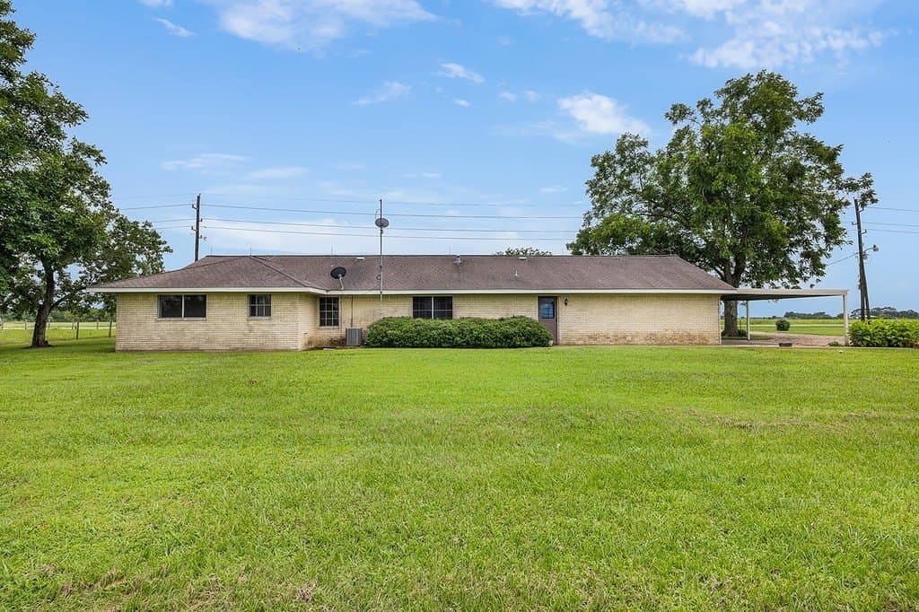 4 acres in Wharton County gallery image 2