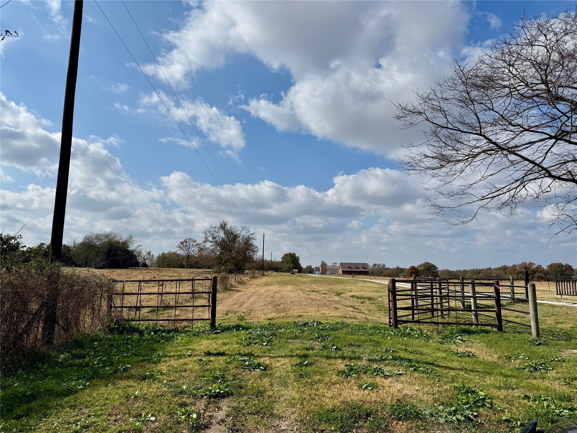 14.1 acres in Hopkins County